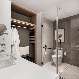 Premium Upper Floors King Room